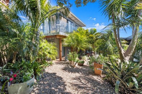 Photo of property in 33 Tawa Street, Oneroa, Waiheke Island, 1081