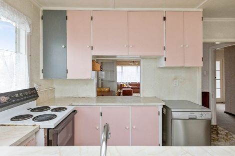 Photo of property in 2/13 Puketapu Road, Taradale, Napier, 4112