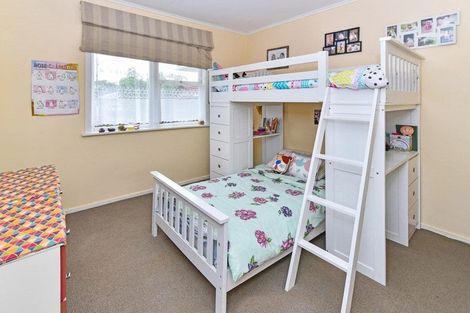 Photo of property in 17 Greenhaven Avenue, Opaheke, Papakura, 2113