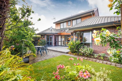 Photo of property in 449 College Street, Hokowhitu, Palmerston North, 4410