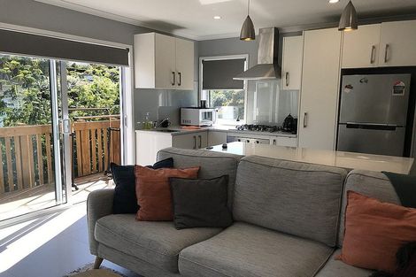 Photo of property in 20 Cypress Place, Sunnynook, Auckland, 0620