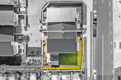 Photo of property in 69 Karepiro Drive, Stanmore Bay, Whangaparaoa, 0932