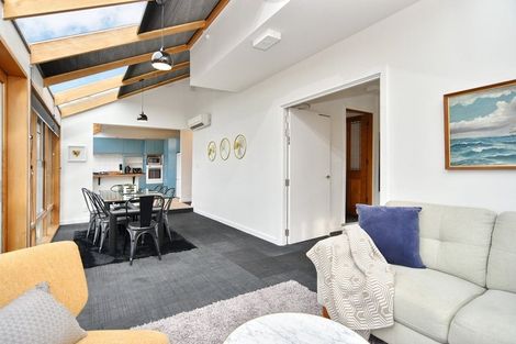 Photo of property in 4 Whitmore Street, Edgeware, Christchurch, 8013