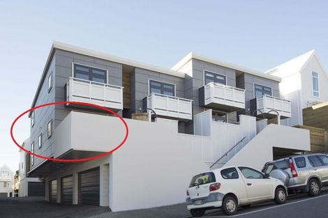 Photo of property in Pirie Street Townhouses, 1/35 Pirie Street, Mount Victoria, Wellington, 6011