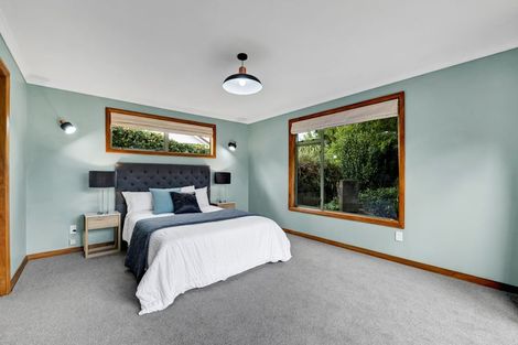 Photo of property in 86 Mangorei Road, Strandon, New Plymouth, 4312