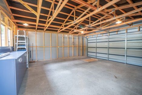 Photo of property in 12 Newcastle Street, Hokowhitu, Palmerston North, 4410