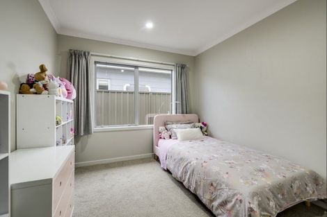 Photo of property in 16 Mckay Close, Frimley, Hastings, 4120