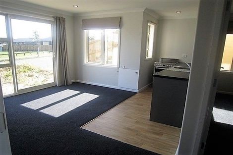 Photo of property in 52 Farnborough Drive, Nawton, Hamilton, 3200