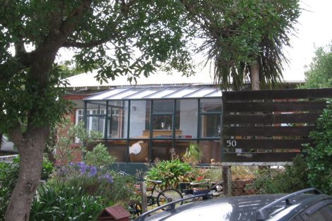 Photo of property in 50 Milne Terrace, Island Bay, Wellington, 6023