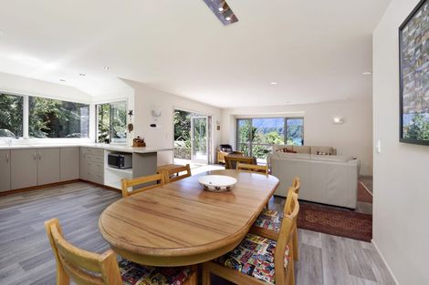 Photo of property in 3215 Archers Road, Tennyson Inlet, 7195