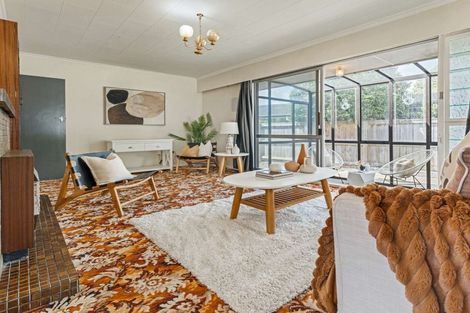 Photo of property in 104 Grand Vue Road, Kawaha Point, Rotorua, 3010