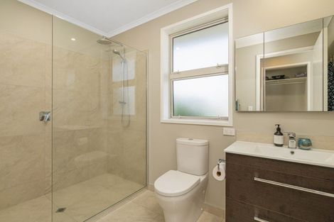 Photo of property in 30 Hei Esplanade, Whitianga, 3510