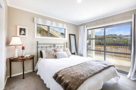 Photo of property in 16 Bluejacket Place, Whitby, Porirua, 5024