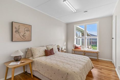 Photo of property in 12 Awatea Street, Levin, 5510