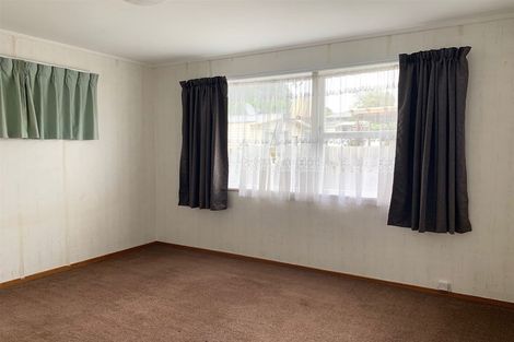 Photo of property in 305 Beach Haven Road, Birkdale, Auckland, 0626