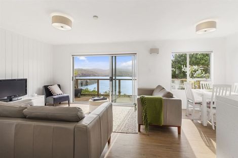 Photo of property in 97 Kahu Road, Paremata, Porirua, 5024