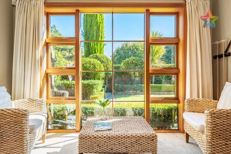 Photo of property in 5 Myrtle Street, Hutt Central, Lower Hutt, 5010