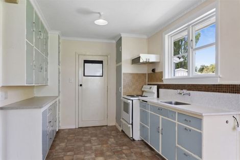 Photo of property in 32 Hollyford Avenue, Bryndwr, Christchurch, 8053