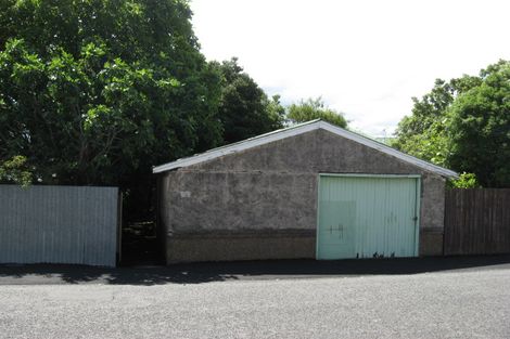 Photo of property in 33 Flavell Street, Heathcote Valley, Christchurch, 8022