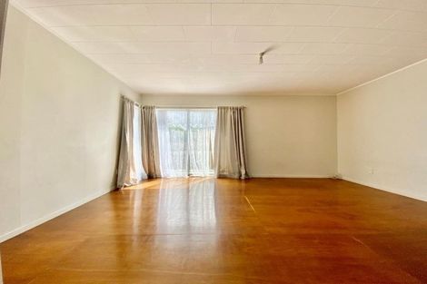 Photo of property in 76 Boundary Road, Clover Park, Auckland, 2019