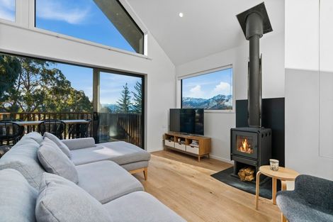 Photo of property in 3 Maude View Road, Hawea Flat, Wanaka, 9382