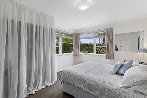 Photo of property in 90 Tiroroa Avenue, Te Atatu South, Auckland, 0610