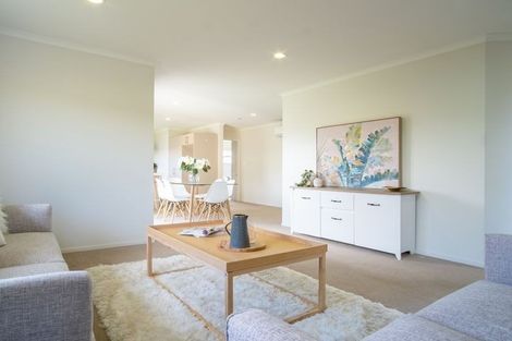 Photo of property in 21 Faringdon Boulevard, Rolleston, 7615