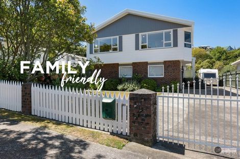 Photo of property in 30 Viewmont Drive, Harbour View, Lower Hutt, 5010