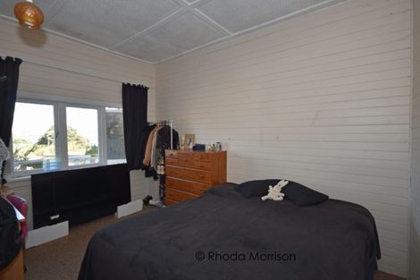 Photo of property in 74 Komiti Road, Tinopai, Matakohe, 0593