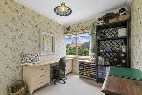 Photo of property in 46 Wai-iti Crescent, Woburn, Lower Hutt, 5010