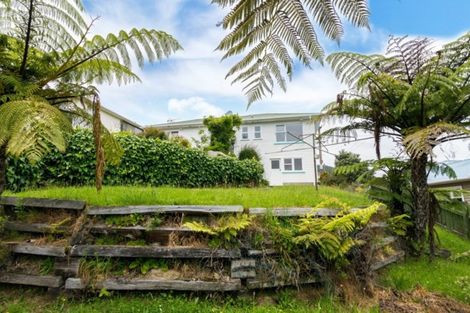 Photo of property in 71 Bell Street, Tawa, Wellington, 5028