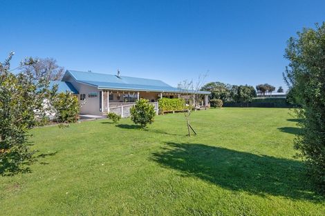Photo of property in 38 Watson Road, Karamu, Hastings, 4172