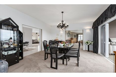 Photo of property in 15 George Gee Drive, Korokoro, Lower Hutt, 5012