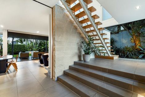 Photo of property in 7 Peel Street, Westmere, Auckland, 1022