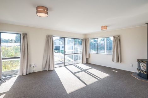 Photo of property in 66 Queens Road, Waikanae Beach, Waikanae, 5036