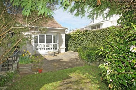 Photo of property in 19 Woodmancote Road, Khandallah, Wellington, 6035