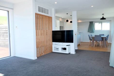 Photo of property in 90 Muri Road, Pukerua Bay, Porirua, 5026