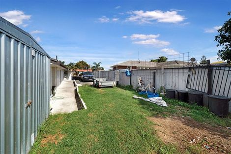Photo of property in 76 Wickman Way, Mangere East, Auckland, 2024