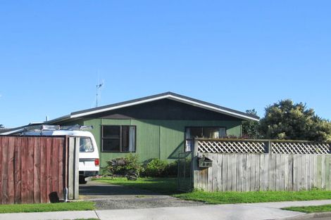 Photo of property in 49 Tasman Road, Otaki Beach, Otaki, 5512