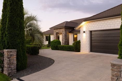 Photo of property in 14 Shadbolt Drive, Leamington, Cambridge, 3432