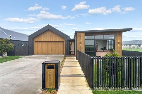 Photo of property in 5 Bob Shaw Road, Ngatea, 3503