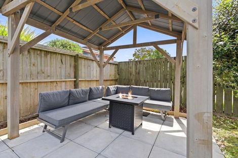 Photo of property in 129 Florence Avenue, Orewa, 0931