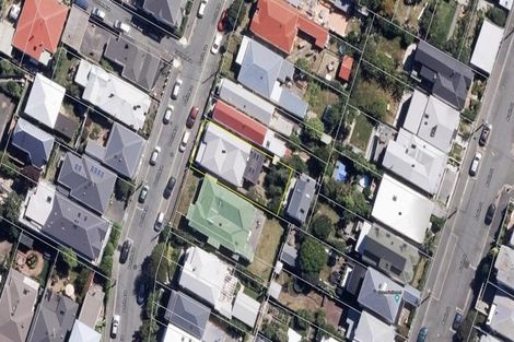 Photo of property in 13 Porritt Avenue, Mount Victoria, Wellington, 6011