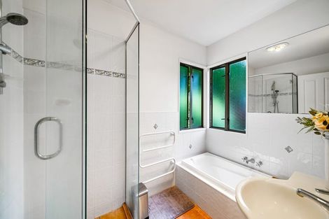 Photo of property in 124 Springfield Road, St Albans, Christchurch, 8014