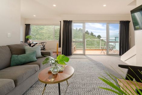 Photo of property in Onslow Heights, 17f Onslow Road, Khandallah, Wellington, 6035