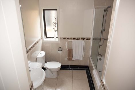 Photo of property in 68 Huntington Drive, Huntington Park, Auckland, 2013