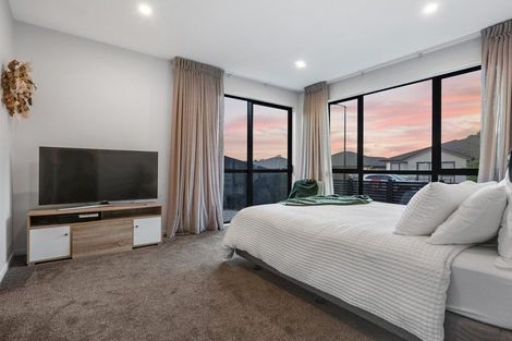 Photo of property in 3 Ropere Street, Kumeu, 0810