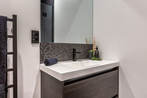 Photo of property in 7/214 Hereford Street, Christchurch Central, Christchurch, 8011