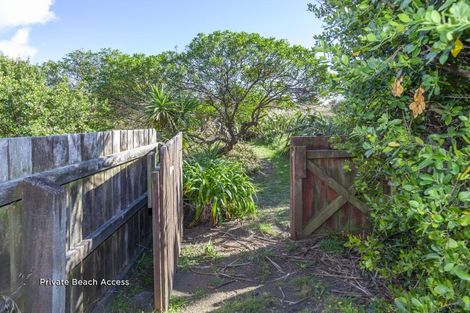 Photo of property in 241 Manly Street, Paraparaumu Beach, Paraparaumu, 5032