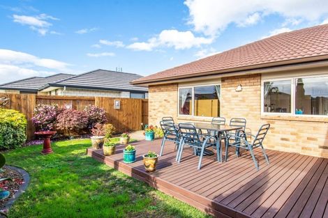 Photo of property in 22 Oakwood Way, Papamoa Beach, Papamoa, 3118